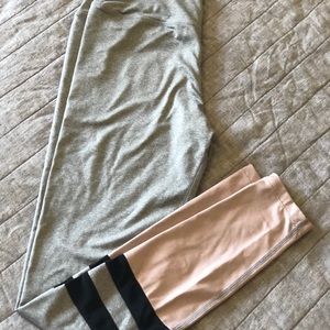 Yoga pants / leggings